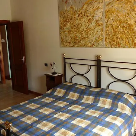 With Private Swimming Pool And Private Garden In Quiet Area, Panoramic Views Villa *