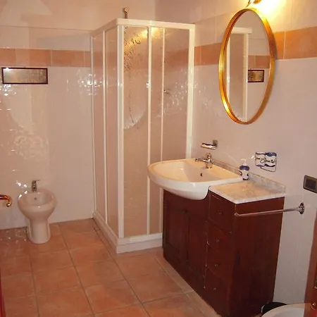 With Private Swimming Pool And Private Garden In Quiet Area, Panoramic Views Radicondoli